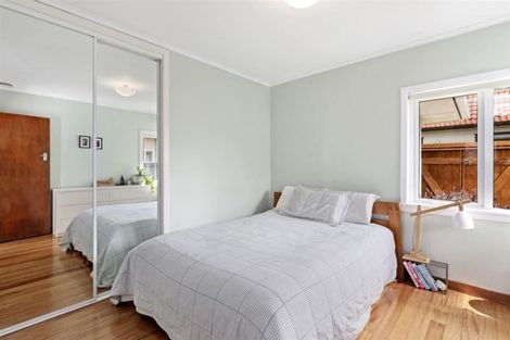 Photo of property in 1/30 Ngataringa Road, Devonport, Auckland, 0624