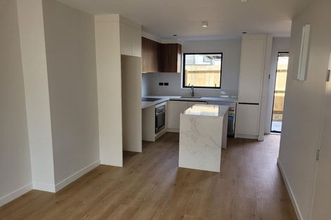 Photo of property in 4/15 Union Road, Howick, Auckland, 2014
