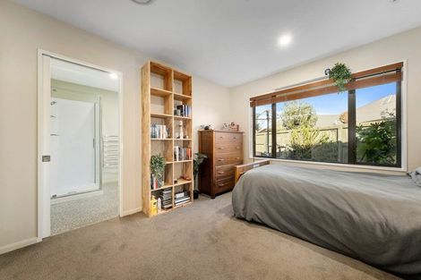 Photo of property in 17 Evergreen Place, Parklands, Christchurch, 8083