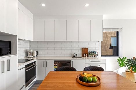 Photo of property in 207/165 Lake Road, Northcote, Auckland, 0627