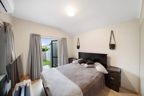 Photo of property in 16 Kuparu Street, Weymouth, Auckland, 2103