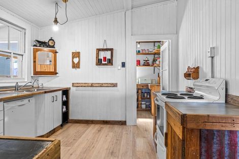 Photo of property in 17 Shakespeare Street, Te Aroha, 3320