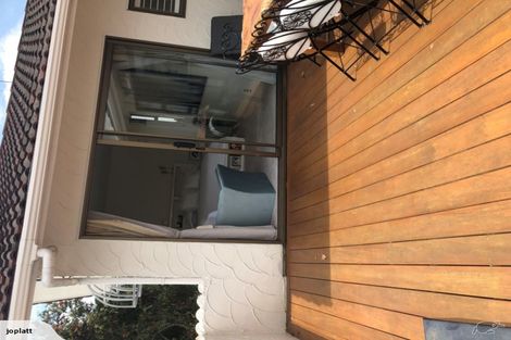 Photo of property in 31 Squirrel Lane, Browns Bay, Auckland, 0630