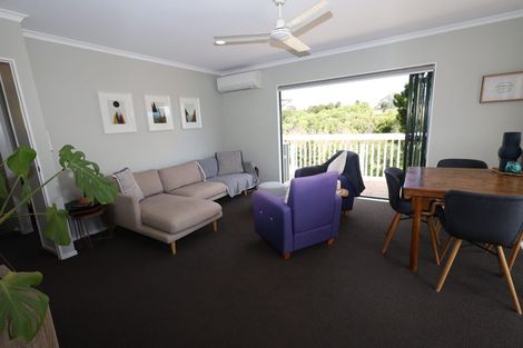 Photo of property in 4b Langstone Street, Welcome Bay, Tauranga, 3112