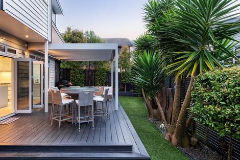 Photo of property in 131 Kowhai Road, Mairangi Bay, Auckland, 0630