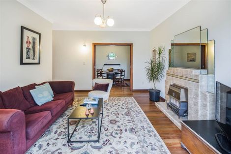 Photo of property in 122 Totara Road, Miramar, Wellington, 6022