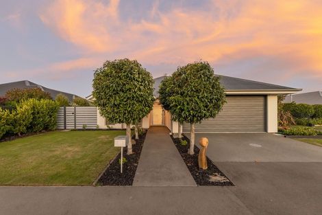 Photo of property in 11 Whitau Place, Marshland, Christchurch, 8083