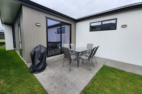 Photo of property in 117 Glenbervie Drive, Glenbervie, 0173