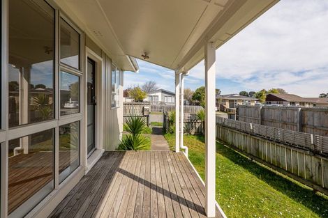 Photo of property in 59 Kuaka Crescent, Bromley, Christchurch, 8062