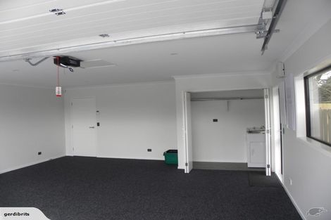 Photo of property in 13 Oxnam Place, Foxton Beach, Foxton, 4815