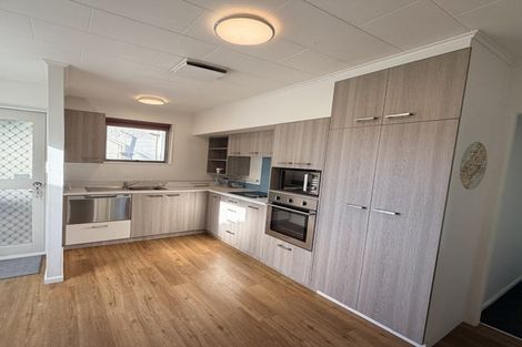Photo of property in 2/74 Picton Avenue, Riccarton, Christchurch, 8011
