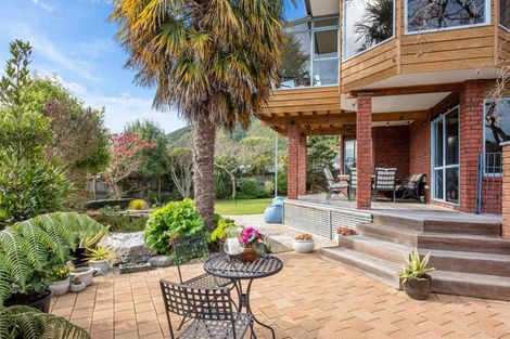 Photo of property in 4 Rimu Terrace, Waikawa, Picton, 7220