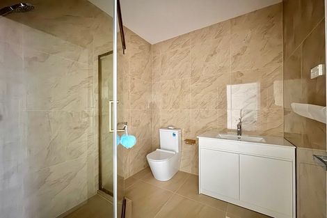 Photo of property in 86 Priestley Drive, Bucklands Beach, Auckland, 2014