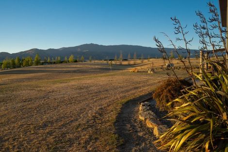 Photo of property in 309 Golden Road, Springvale, Alexandra, 9393