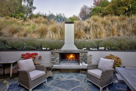 Photo of property in 361 Tucker Beach Road, Queenstown Hill, Queenstown, 9371