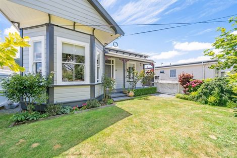 Photo of property in 17 Victoria Street, Ebdentown, Upper Hutt, 5018