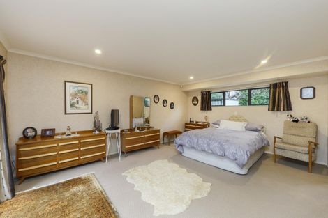 Photo of property in 5 Pastoral Lane, Hokowhitu, Palmerston North, 4410