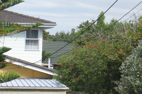 Photo of property in 1/14 Aotea Road, Glen Eden, Auckland, 0602