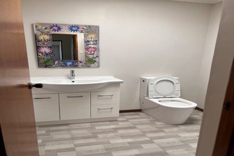 Photo of property in 2/169 Onewa Road, Birkenhead, Auckland, 0626