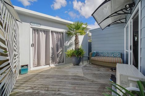 Photo of property in 3 Frostbite Place, Ranui, Auckland, 0612