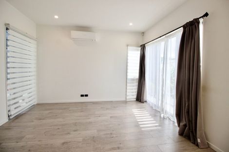 Photo of property in 7 Heri Lane, Westgate, Auckland, 0814