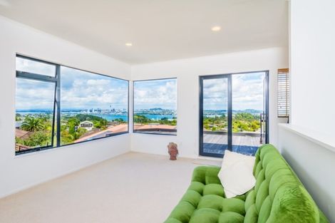 Photo of property in 158 Mokoia Road, Chatswood, Auckland, 0626