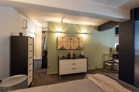 Photo of property in Stadium Garden Flats, 108/107 Thorndon Quay, Pipitea, Wellington, 6011