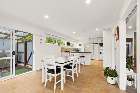 Photo of property in 23 Fairview Avenue, Opaheke, Papakura, 2113