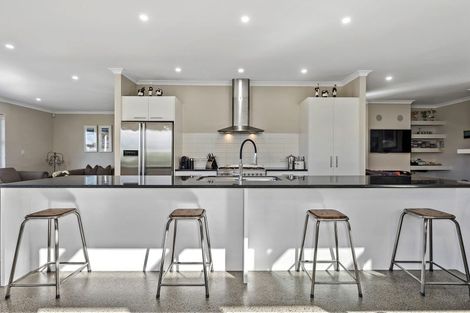 Photo of property in 36 Mangatawhiri Road, Omaha, 0986