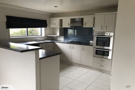 Photo of property in 55 Erlestoke Crescent, Churton Park, Wellington, 6037