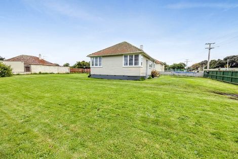 Photo of property in 179 Egmont Street, Patea, 4520