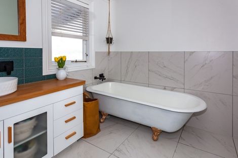 Photo of property in 102 Pahau Street, Thames, 3500