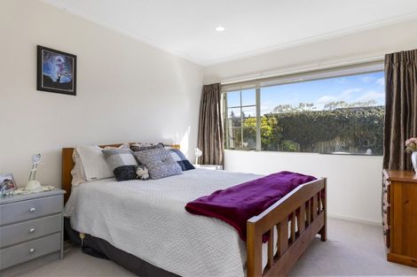 Photo of property in 4 Lakeridge Close, Rangatira Park, Taupo, 3330