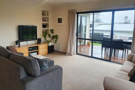 Photo of property in 65 Karamea Street, Whalers Gate, New Plymouth, 4310