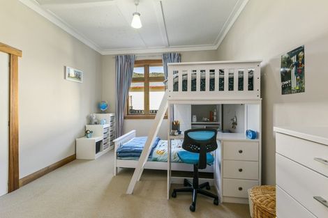 Photo of property in 17 Burnside Street, Waterloo, Lower Hutt, 5011