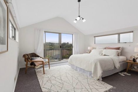 Photo of property in 13 Mallard Grove, Churton Park, Wellington, 6037