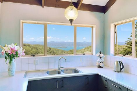 Photo of property in 18 Rajkot Terrace, Broadmeadows, Wellington, 6035