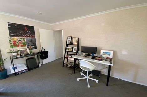 Photo of property in 2/246 Cascades Road, Botany Downs, Auckland, 2010