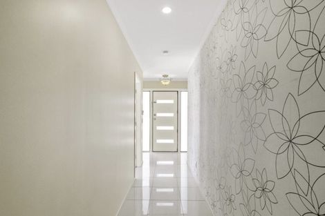 Photo of property in 19 Milford Street, Aotea, Porirua, 5024