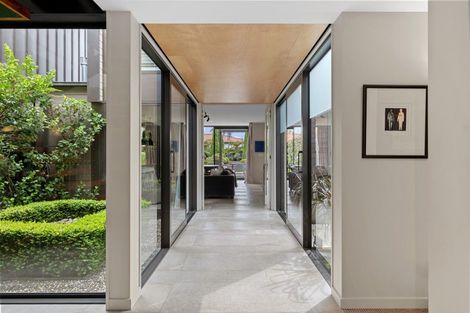 Photo of property in 1/141 Peterborough Street, Christchurch Central, Christchurch, 8013