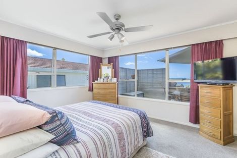 Photo of property in 4 Carmen Terrace, Snells Beach, 0920