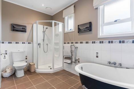 Photo of property in 214 Rangi Avenue, Whangamata, 3620