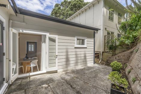 Photo of property in 33 Patanga Crescent, Thorndon, Wellington, 6011