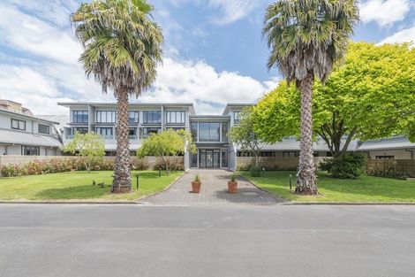 Photo of property in 24b/30 Westward Ho, Glen Eden, Auckland, 0602