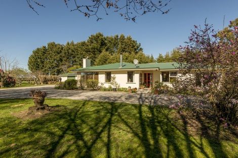 Photo of property in 2045 Old West Coast Road, Kirwee, Christchurch, 7671