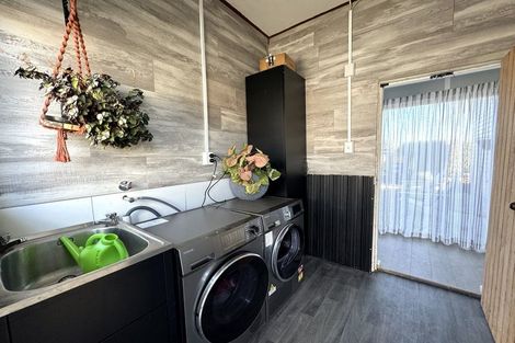 Photo of property in 103 Wilson Road, Balclutha, 9230