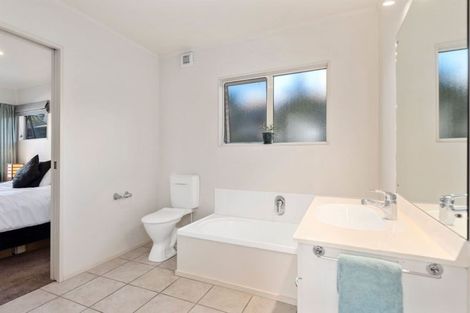 Photo of property in 492b Hibiscus Coast Highway, Orewa, 0931