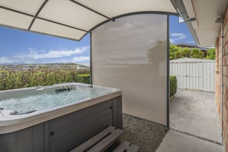 Photo of property in 43 Abby Close, Pukekohe, 2120