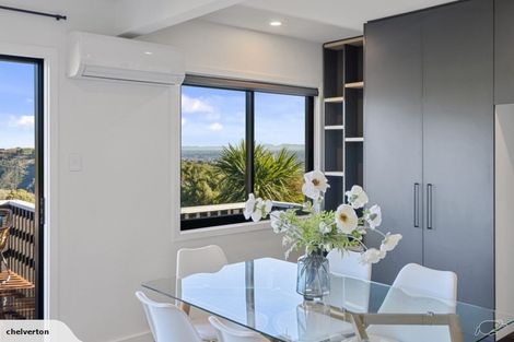 Photo of property in 126 Dyers Pass Road, Cashmere, Christchurch, 8022