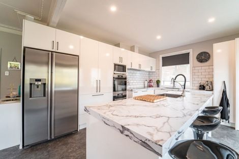 Photo of property in 14 Earls Road, Saint Clair, Dunedin, 9012